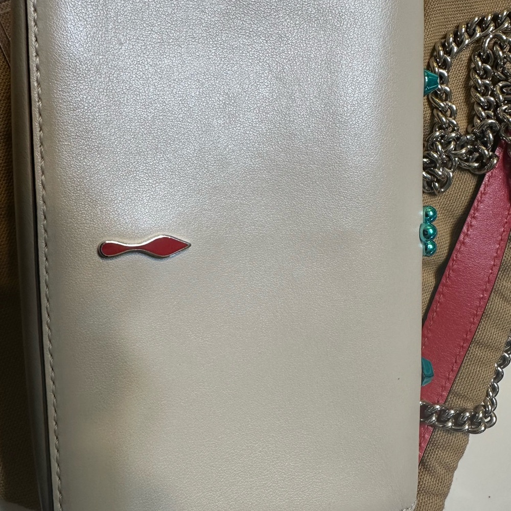 Christian Louboutin Paloma White Multi Metal Leather Clutch - Picture 3 of 8